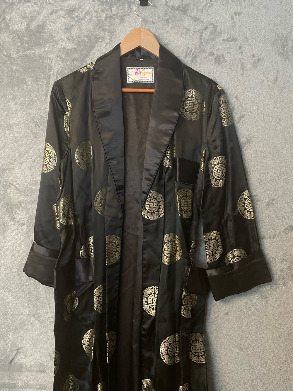 Vintage Solz Squirrel Men's Black Full Length Satin Robe with Chinese Symbol